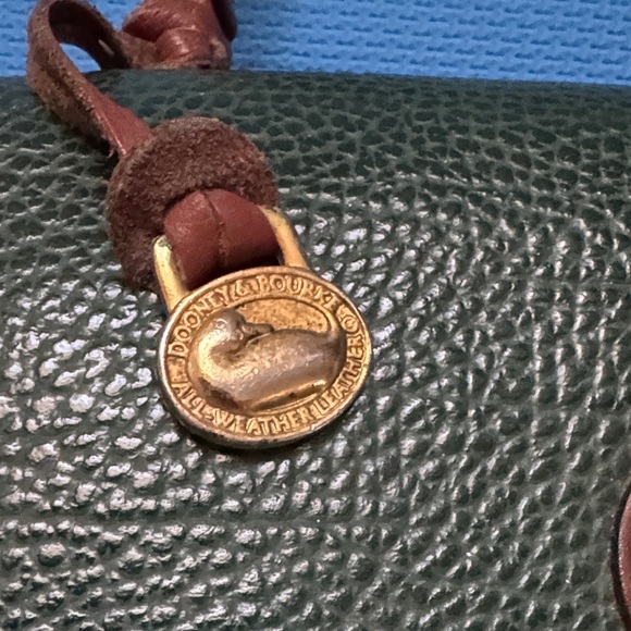 Dooney & Bourke Green and Brown Vintage Satchel - Picture 2 of 10